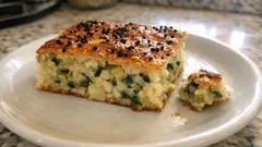 Yufka açmadan Selanik böreği: pırasalı Kaşnika fırında tek tepside