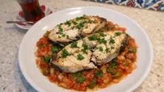 Sebzeli harçla fırında palamut fileto: kılçıksız, sulu ve çok pratik