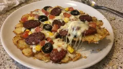 Fırınsız, hamursuz tavada patates pizzası: kahvaltıya çıtır bir alternatif