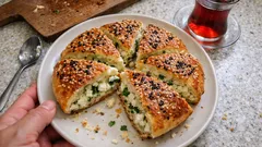 Pamuk gibi kabaran peynirli maydanozlu kahvaltılık çörek (tek tepside)