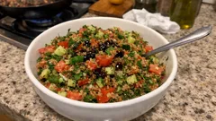 Tam kıvamında kısır tarifi: bulguru tane tane yapan kısa yöntem