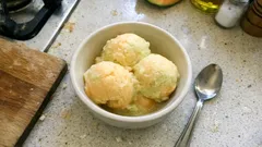 Evde kavunlu dondurma: aralıklı karıştırma ile daha pürüzsüz, kremamsı kıvam