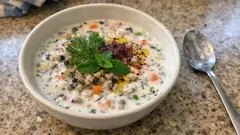 Taze börülce ve karabuğdayla yoğurtlu soğuk çorba: yaz için hafif tarif