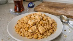 Tavuklu nohutlu bulgur pilavı: tek tencerede tane tane, doyurucu tarif
