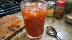 Tarçın ve karanfille tam kıvamında demirhindi şerbeti (1 gece bekletmeli)