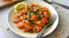 Zeytinyağlı Havuç Pilaki Tarifi: Limonlu, hafif ve meze sofralarına çok yakışan lezzet