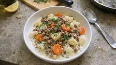 Kıymalı terbiyeli kereviz tarifi: yoğurtlu terbiyesi kesilmeden, tam kıvamında