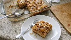 Borcamda elmalı tarçınlı kek: kalıpsız, yumuşacık ev keki tarifi