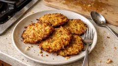 Fırında patates röşti: az malzemeyle dışı çıtır, içi yumuşak tarif