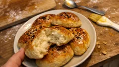 Pastane usulü yumuşacık poğaça tarifi: evde tam kıvamında, pofuduk sonuç