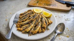 Kokusuz ve çıtır hamsi tava: mısır unuyla tam kıvam, dağılmadan çevirme yöntemi