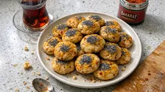 Çay saatine yakışan pizza kurabiye: salçalı, kekikli, kıyır kıyır tarif