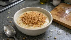 Tahin helvasıyla helvalı muhallebi: tam kıvamında, misafire şık sütlü tatlı