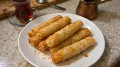 Çıtır çıtır kalem börek tarifi: lor ve kaşarla incecik sarım