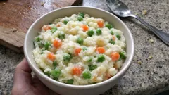 Havuçlu bezelyeli patates püresi: Renkli, kremsi ve her yemeğe yakışan tarif