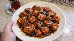 Tavada Teriyaki Soslu Tavuk: Parlak, kıvamlı sosuyla 20 dakikada akşam yemeği