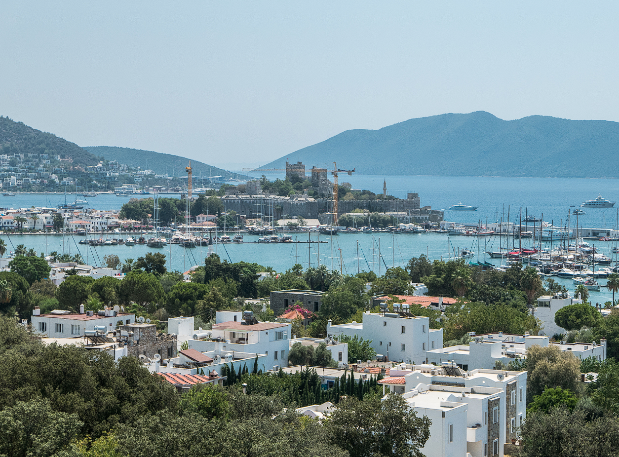 İzmir Çıkışlı Yılbaşı Turları